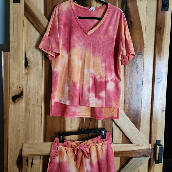 Shirt and short set - Picture 2 of 4